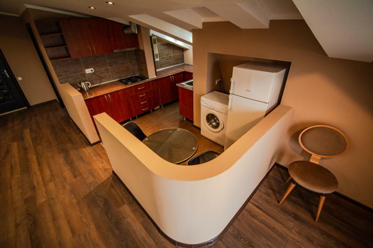 Daros Apartment Batoumi Extérieur photo