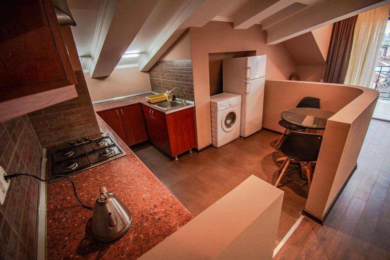 Daros Apartment Batoumi Extérieur photo